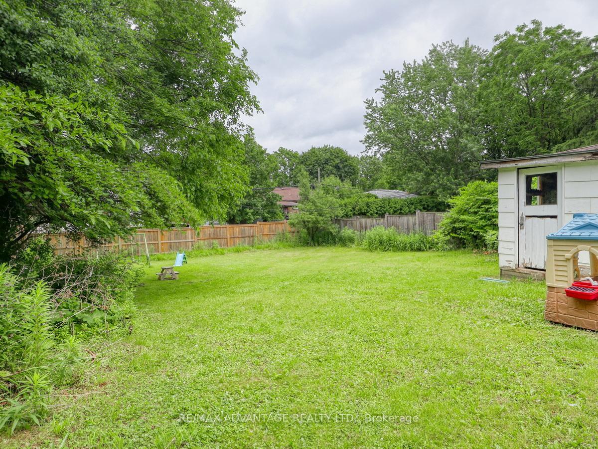 Property Photo: 239 Commissioners Road W ON N6J 1Y2