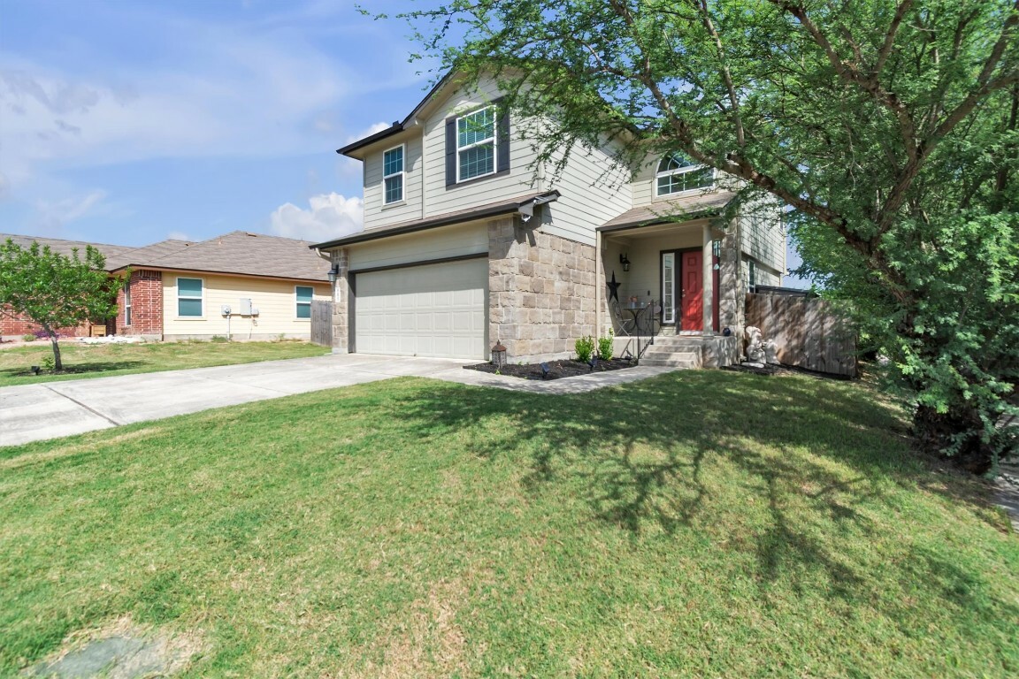 Property Photo:  985 Lauren Street  TX 78130 