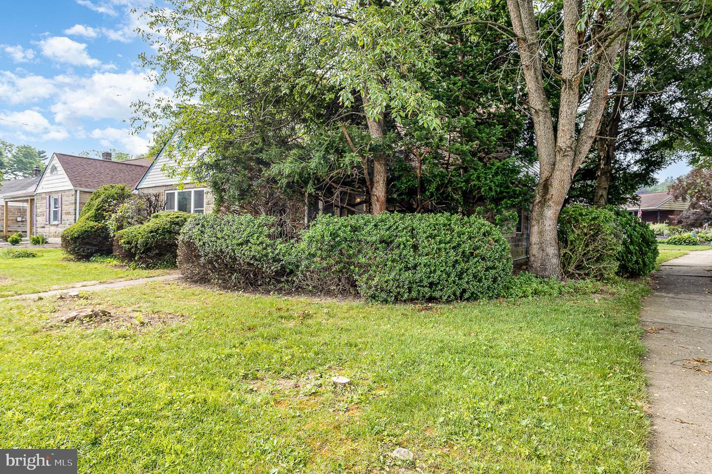 Property Photo:  920 Brandt Avenue  PA 17070 