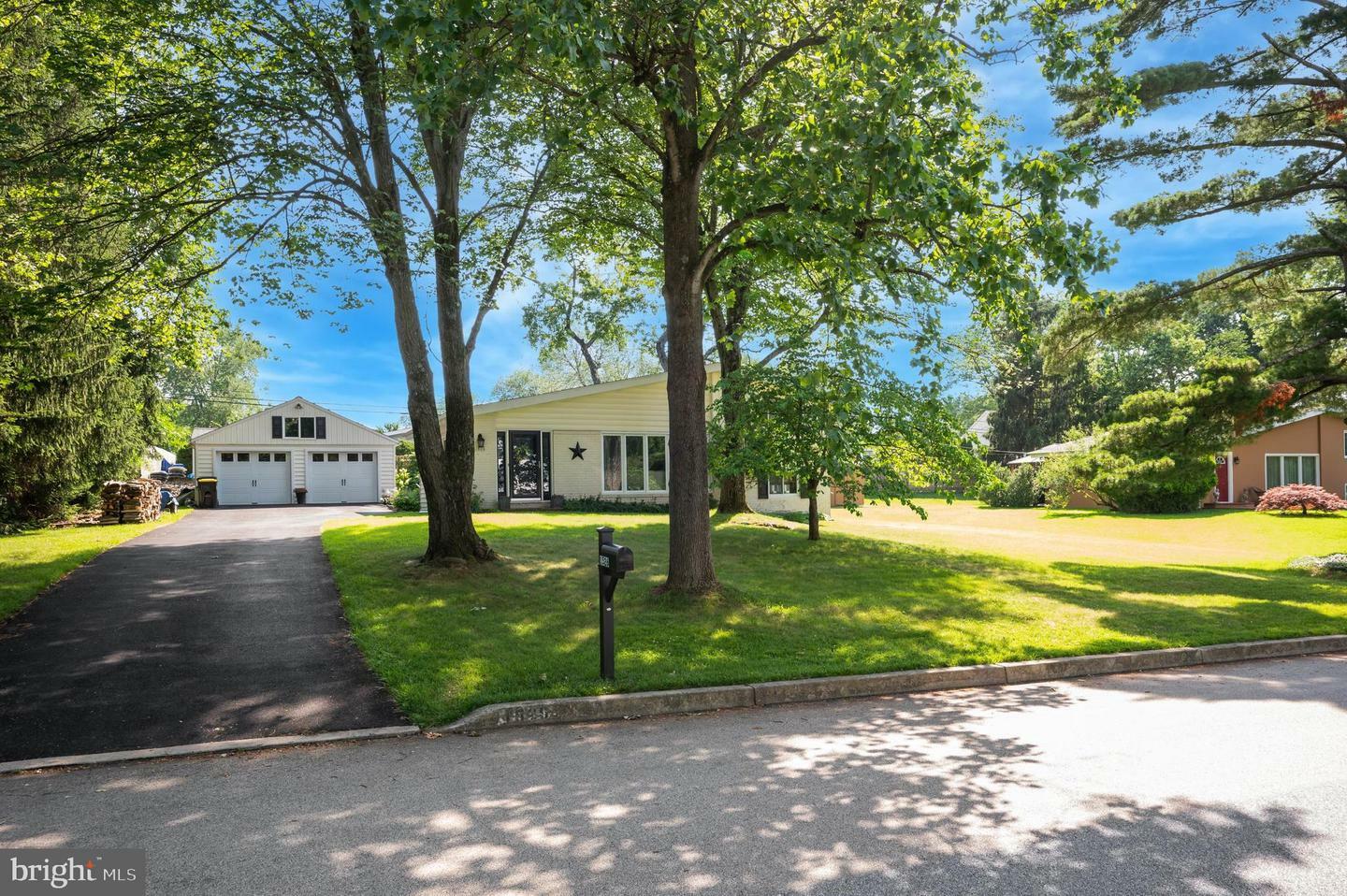 1526 Pulaski Drive  Blue Bell PA 19422 photo