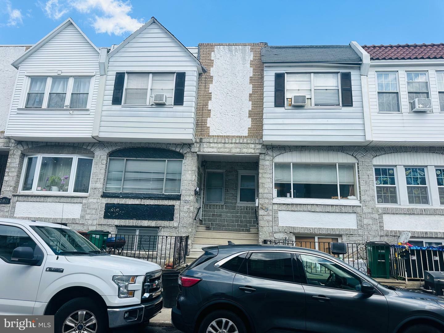 2815 S Beulah Street  Philadelphia PA 19148 photo
