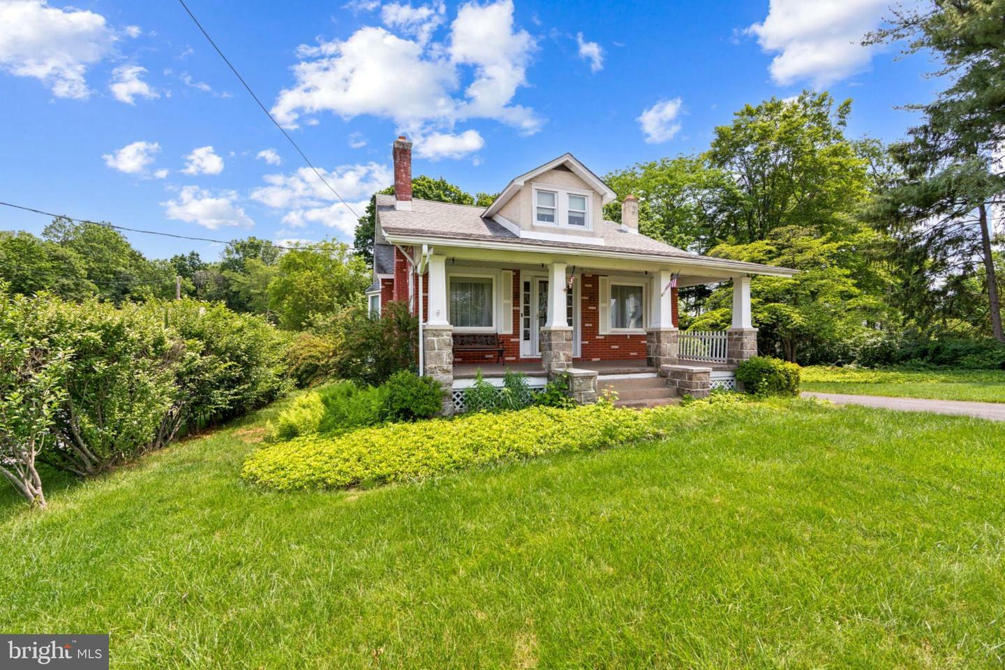 Property Photo:  615 Convent Road  PA 19014 