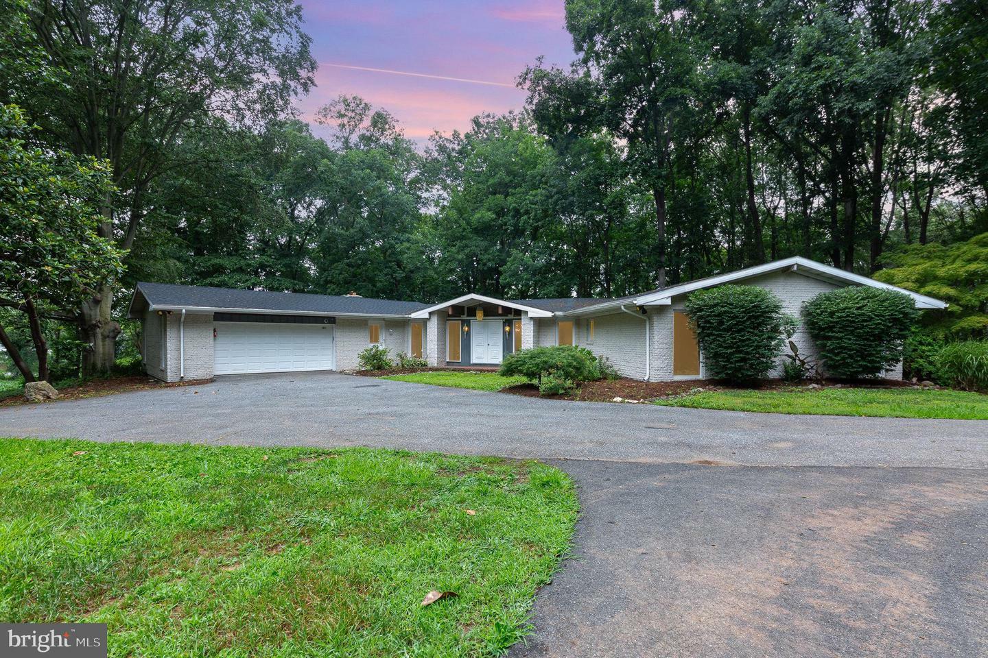Property Photo: 2837 Conowingo Road MD 21015