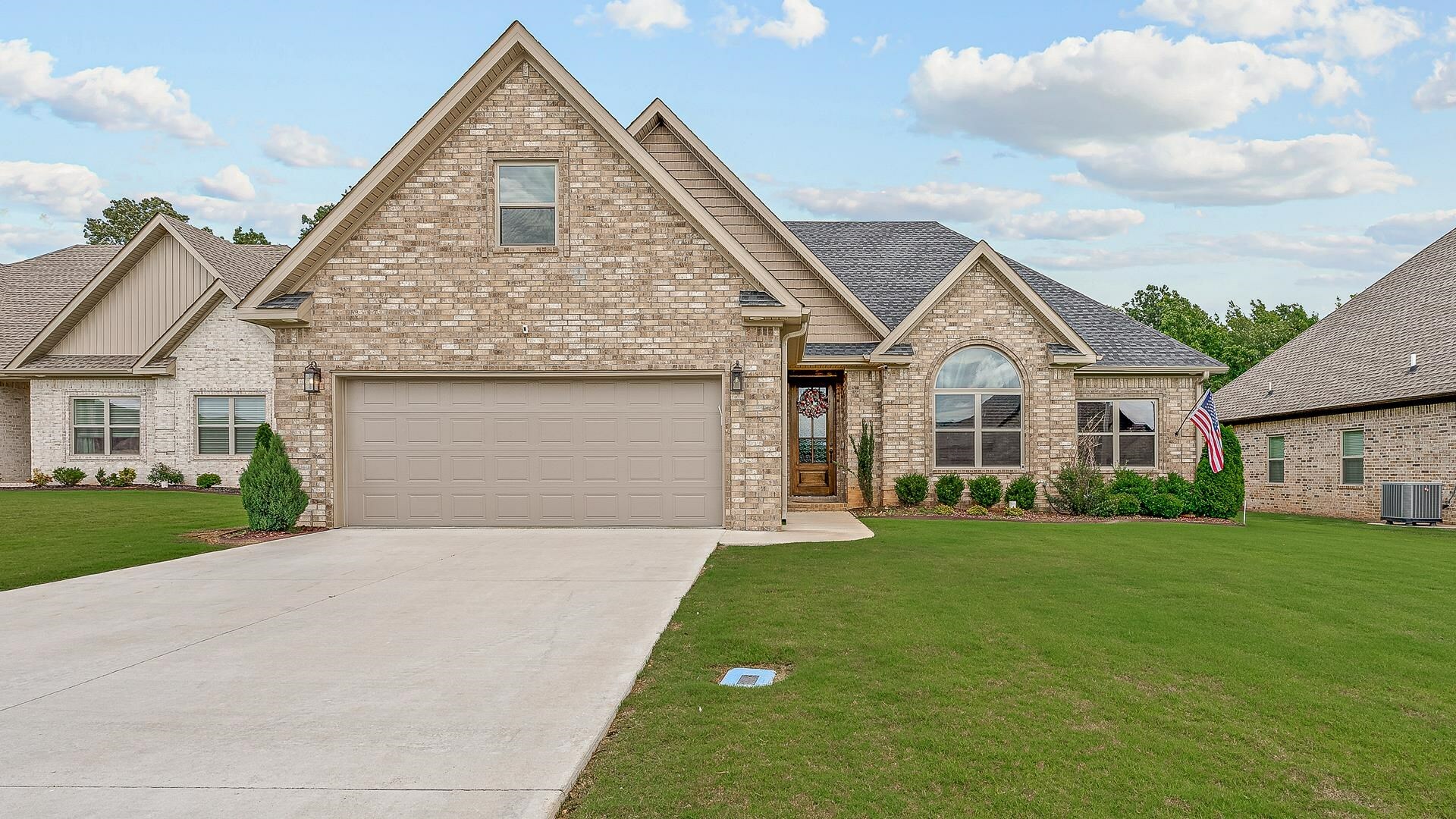 Property Photo: 2720 Paradise Hills AR 72405