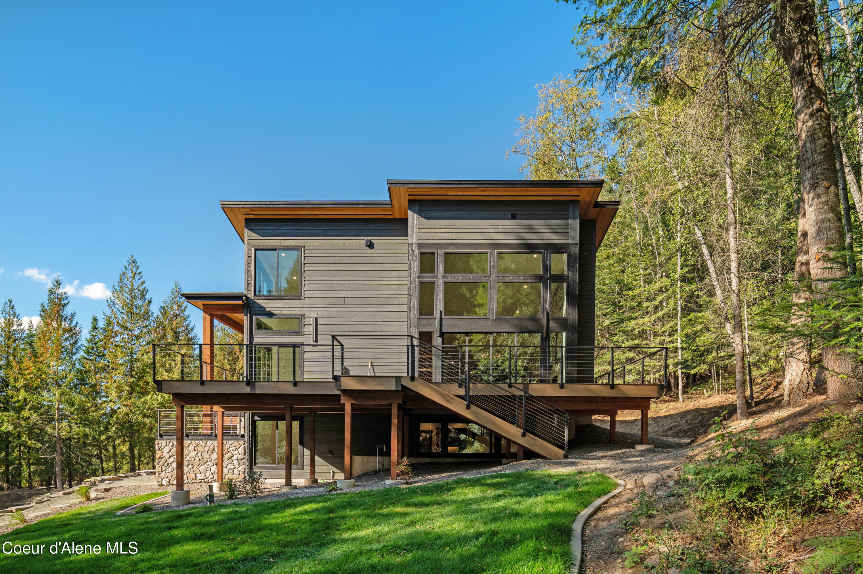 Property Photo: 7 Timber Grove ID 83864