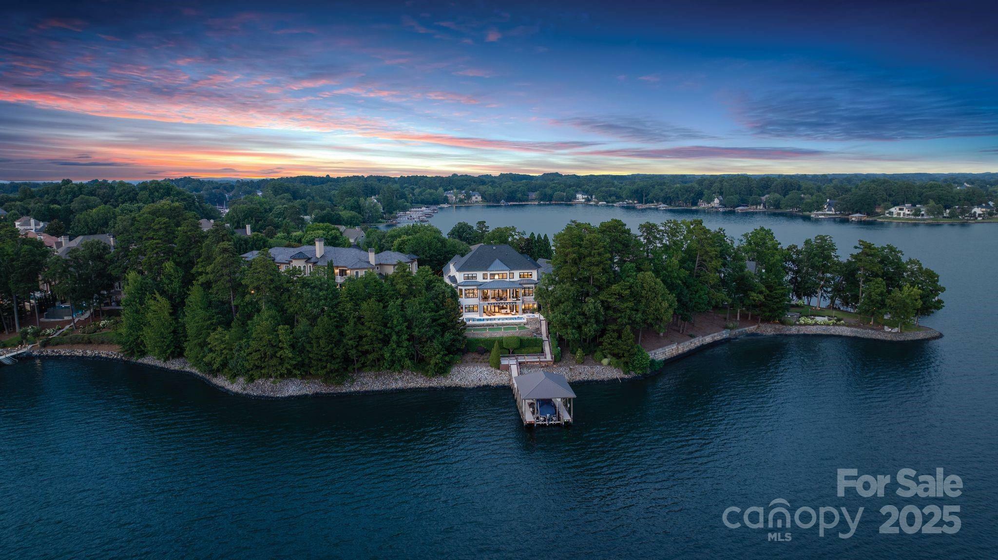 Property Photo:  18007 Harbor Light Boulevard  NC 28031 