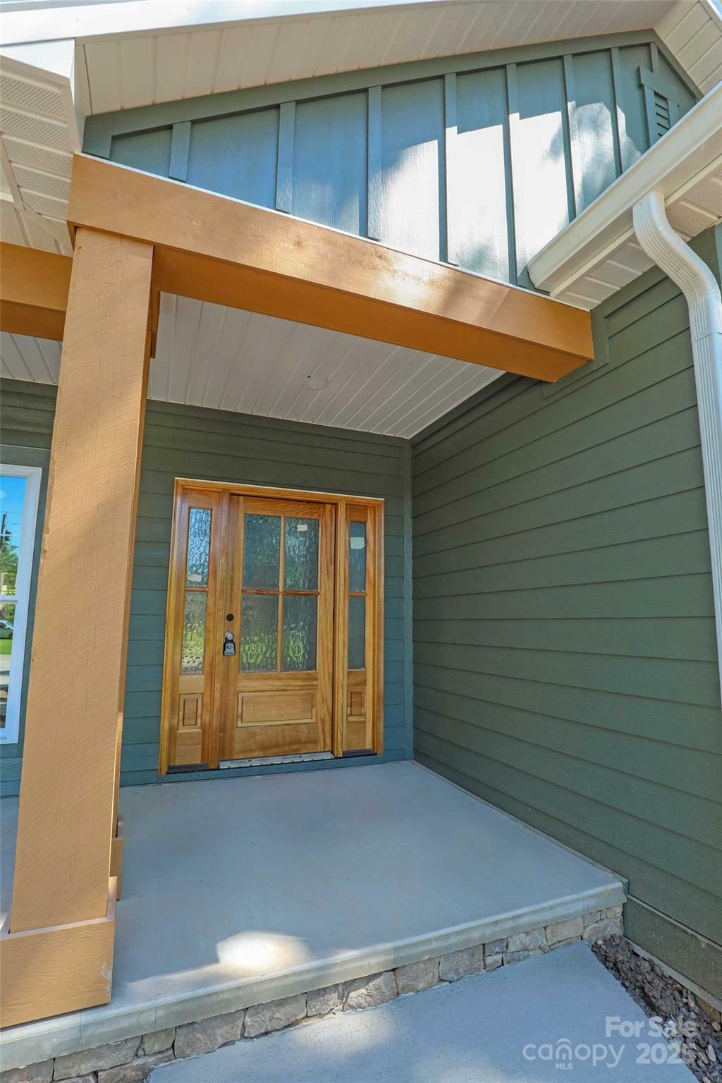 Property Photo: 148 Oakdale Drive NC 28655