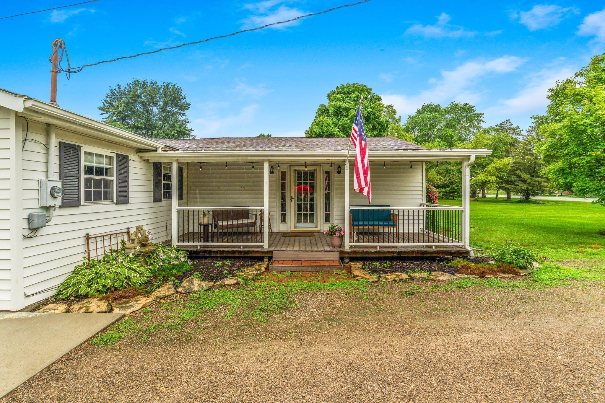 Property Photo: 11195 Hoskins Road OH 43344