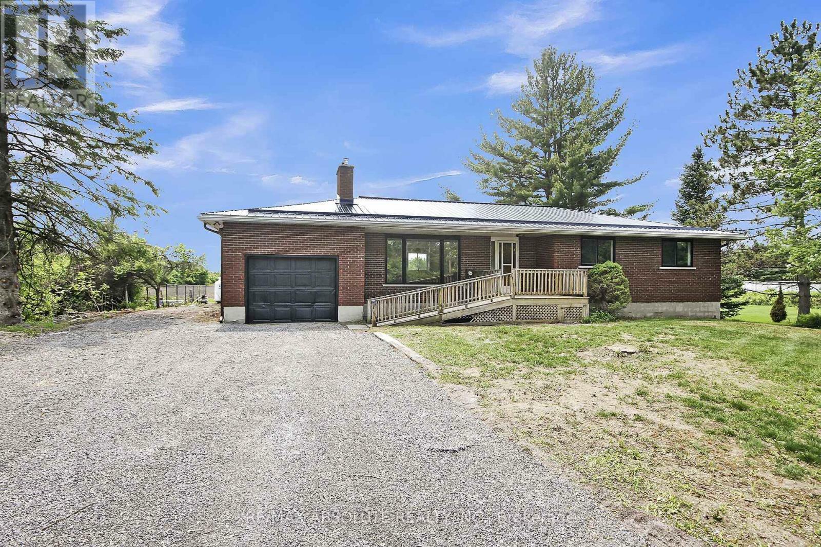 Property Photo: 1140 South Gower Road ON K0G 1J0