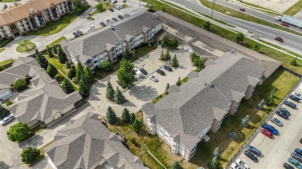 873 Waverley Street  Winnipeg MB R3P 6C6 photo