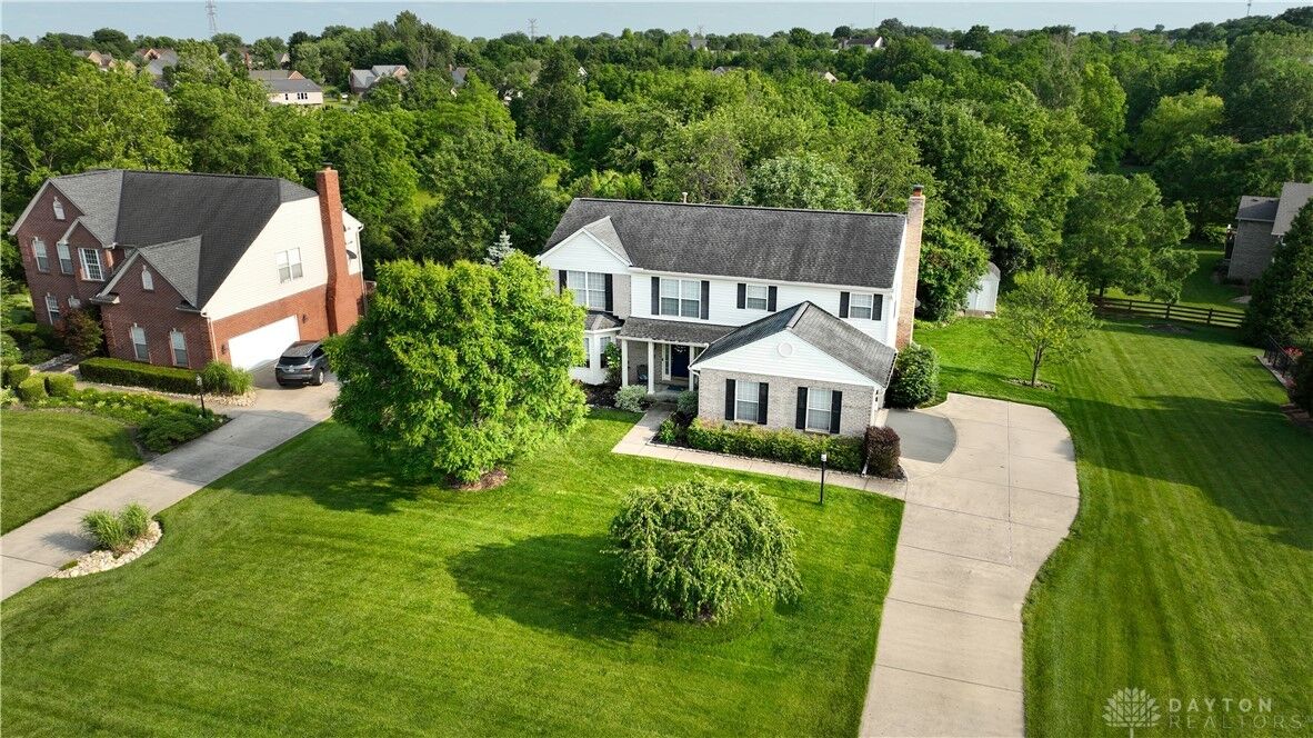 Property Photo: 6754 Stillington Drive OH 45011