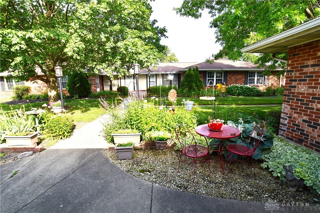 Property Photo:  8713 Washington Colony Drive  OH 45458