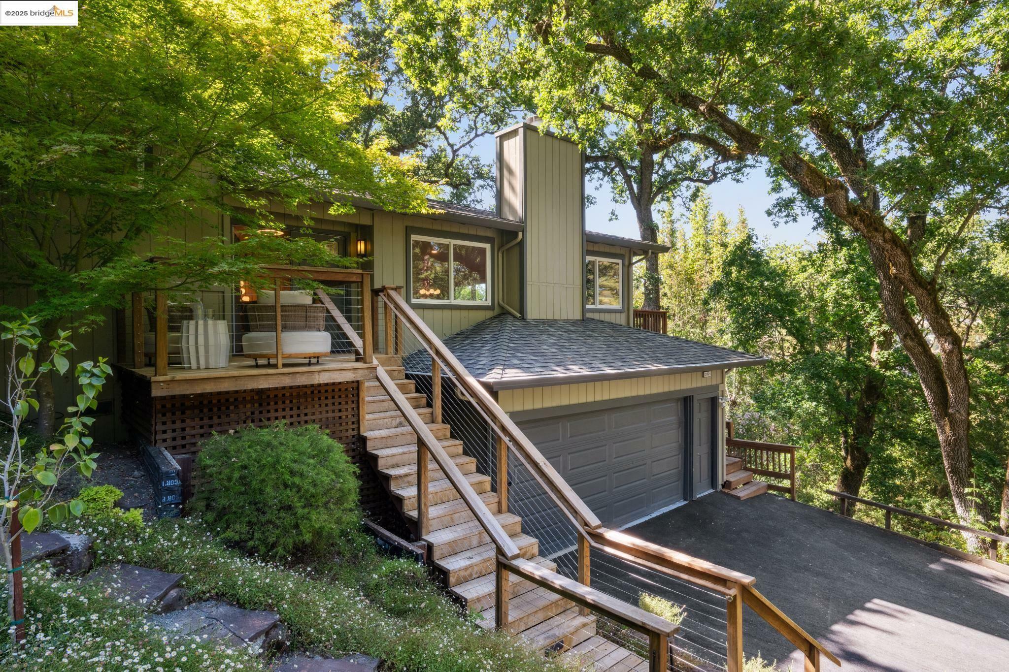 Property Photo: 3721 Highland Ct CA 94549