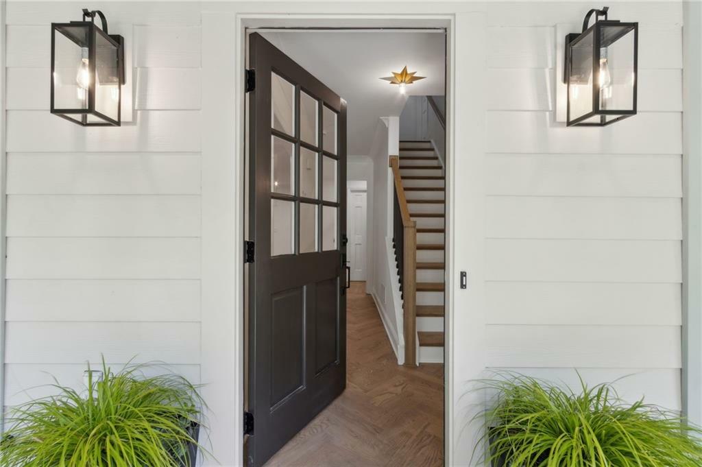 Property Photo:  9165 Eves Circle  GA 30076 