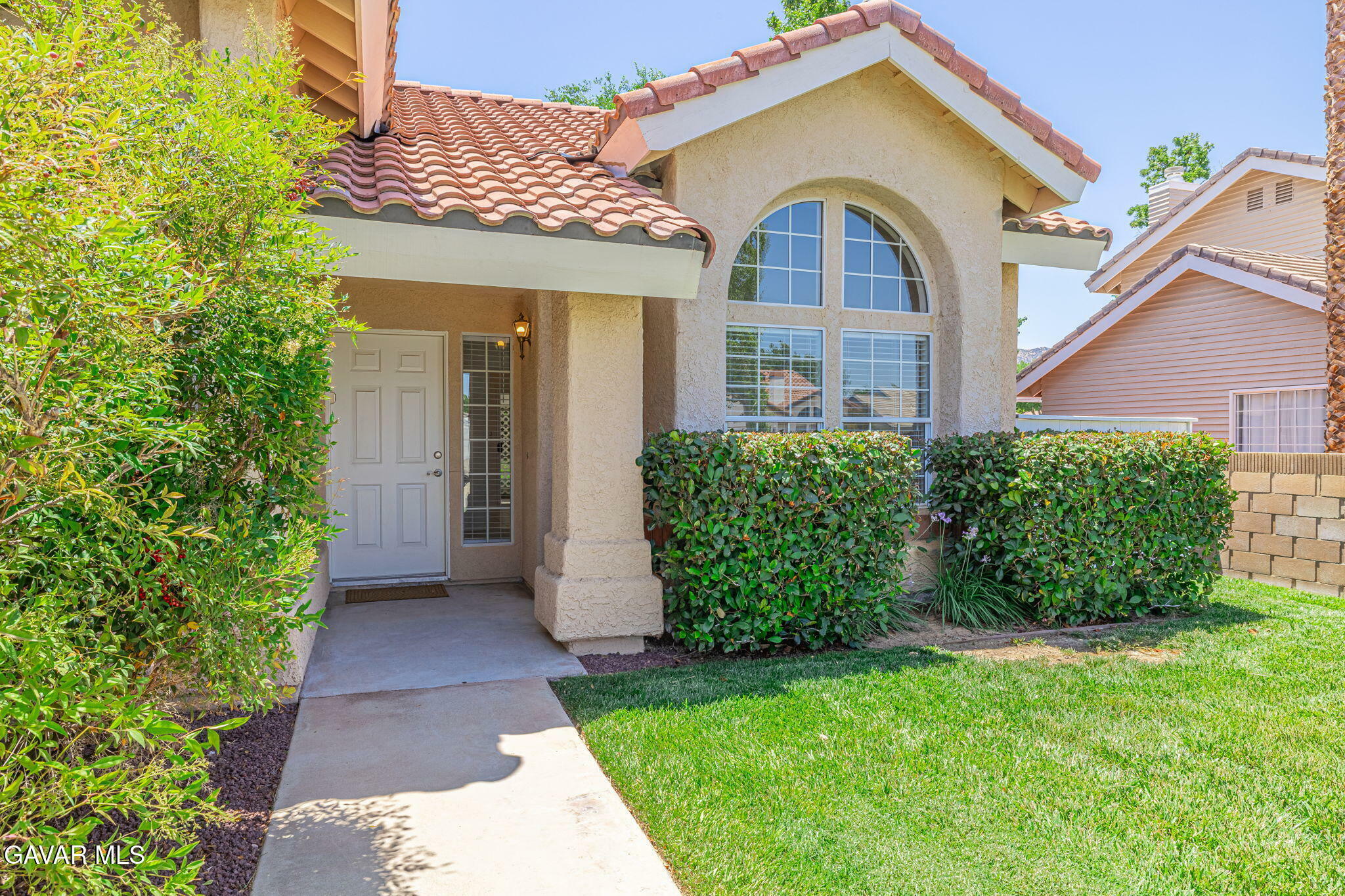 Property Photo: 6040 Caleche Road CA 93536