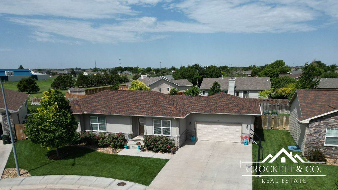 701 Cole Circle  Garden City KS 67846 photo