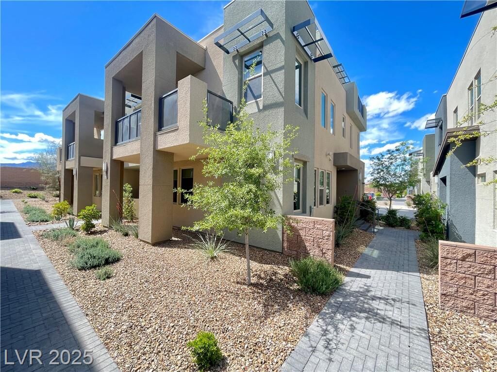 Property Photo:  11311 Glowing Avenue 101  NV 89135 