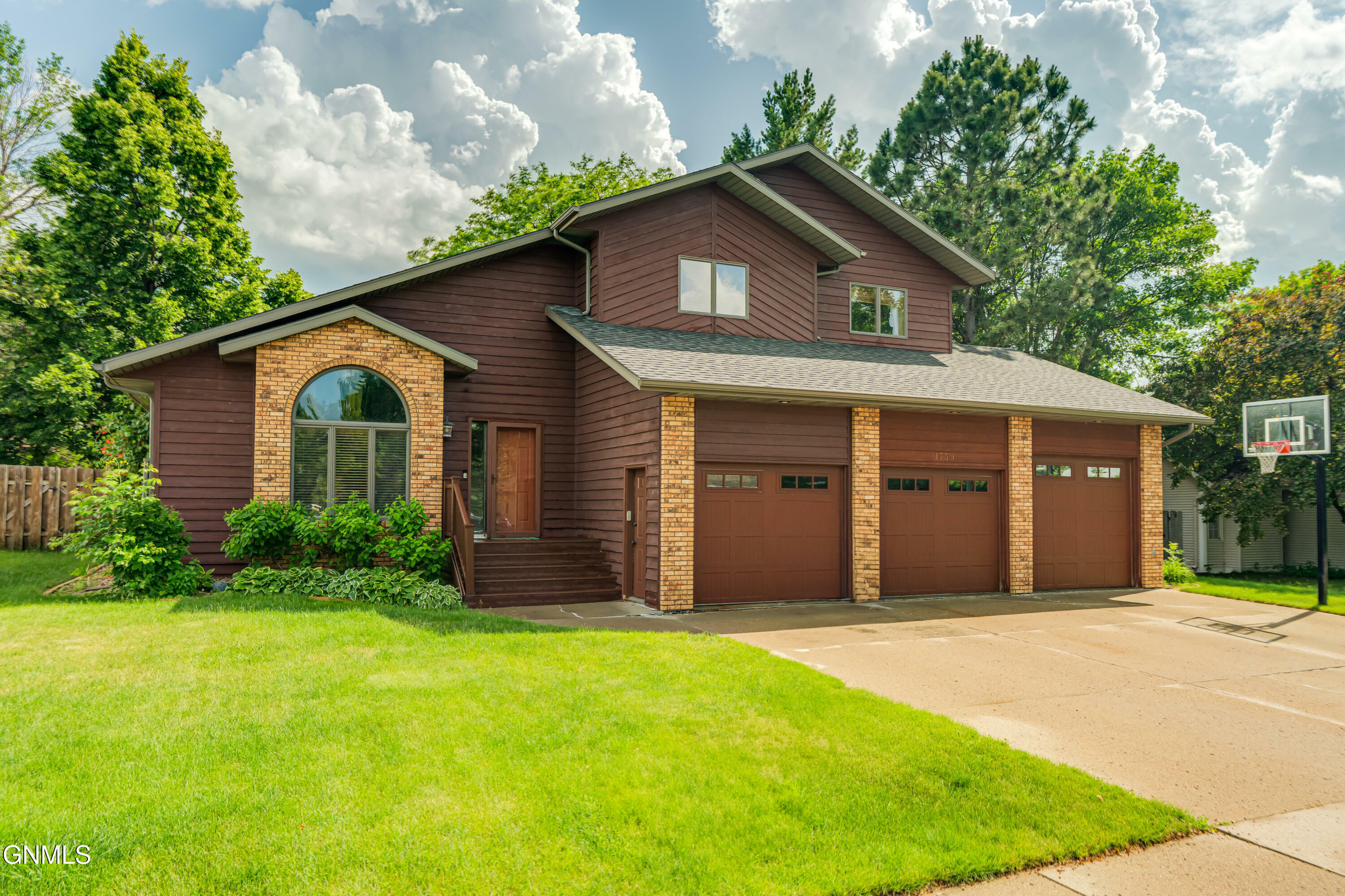 1739 Country West Road  Bismarck ND 58503 photo