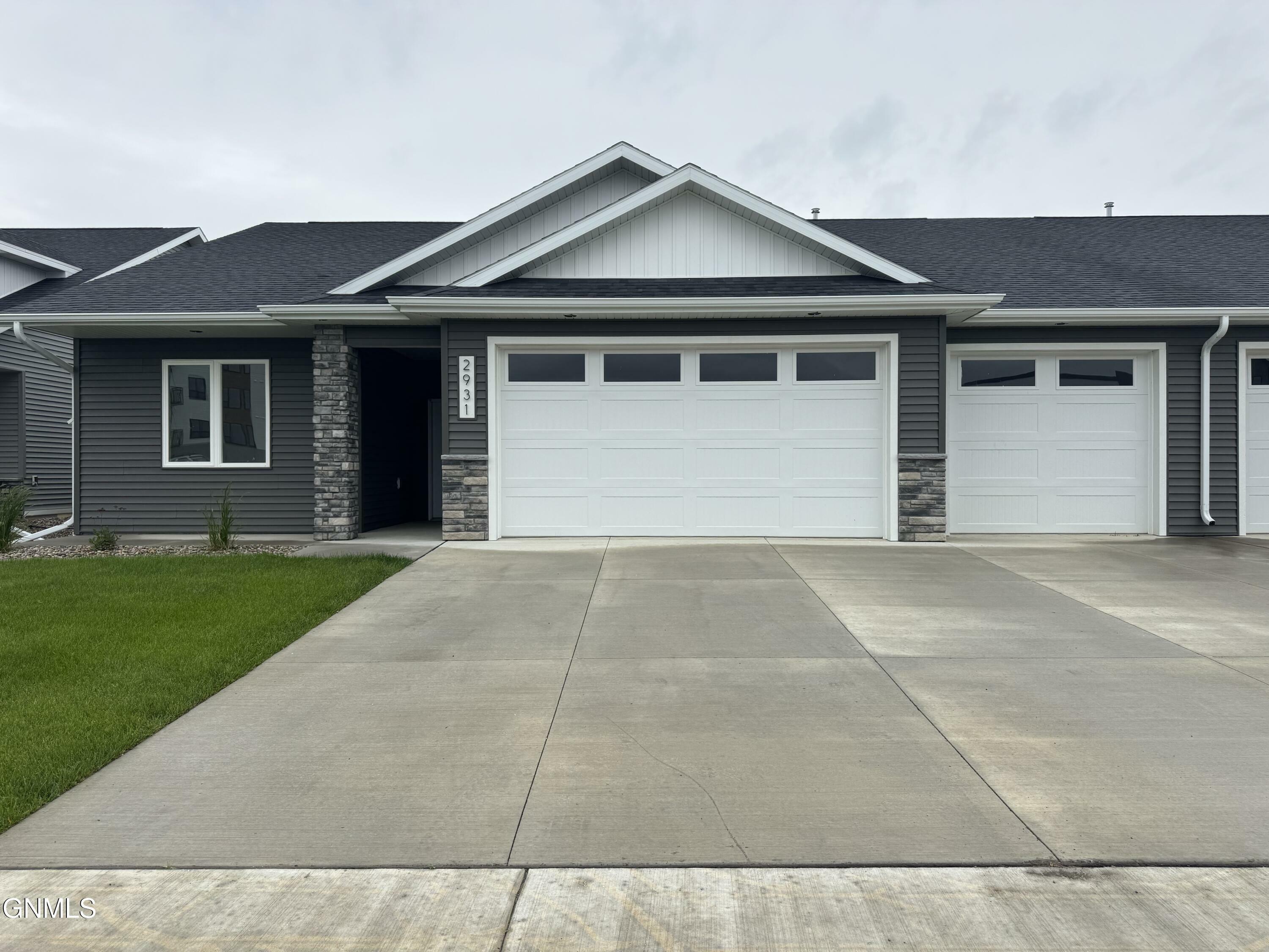 Property Photo: 2931 Baltimore Drive ND 58504