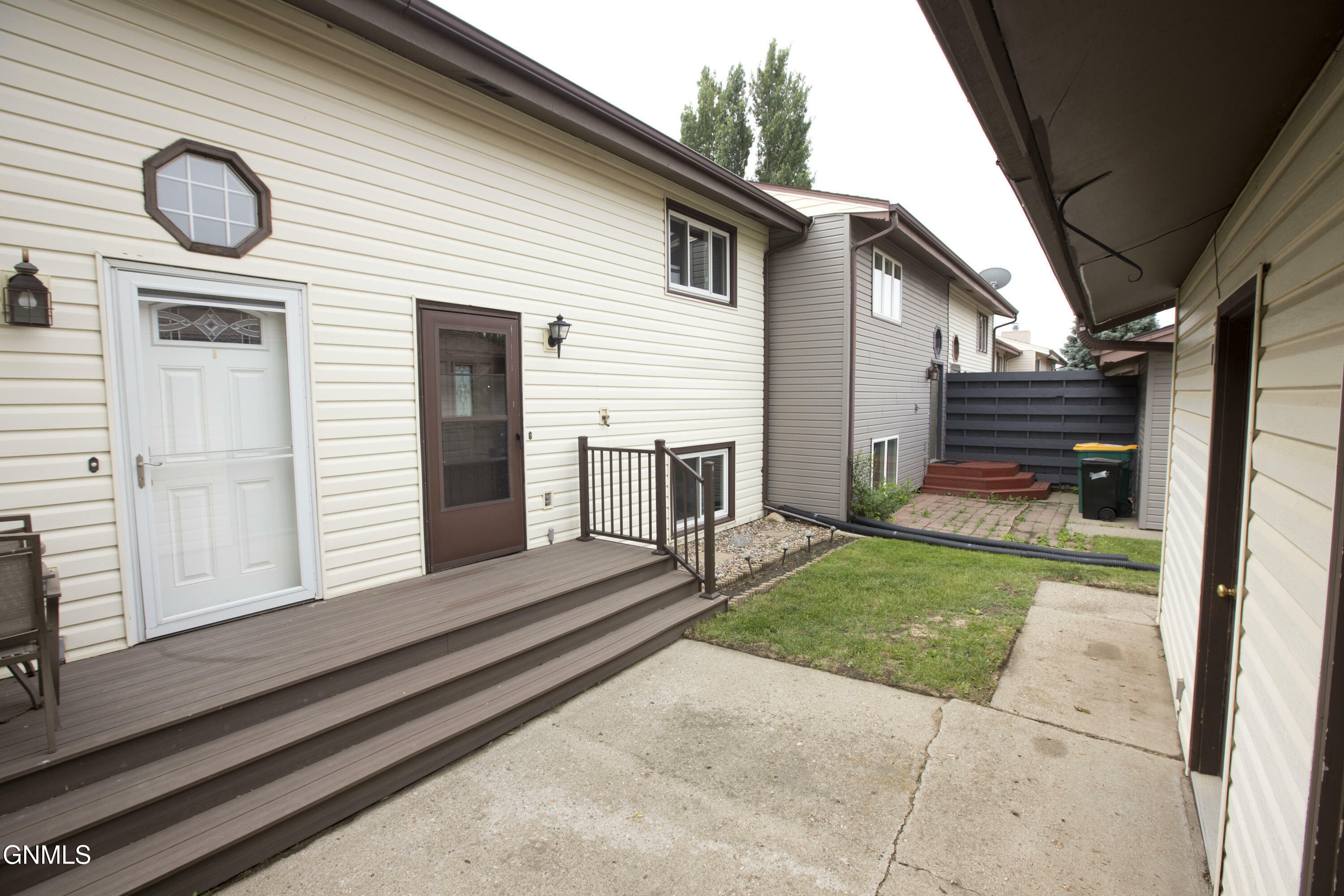 Property Photo: 615 35th Street ND 58501