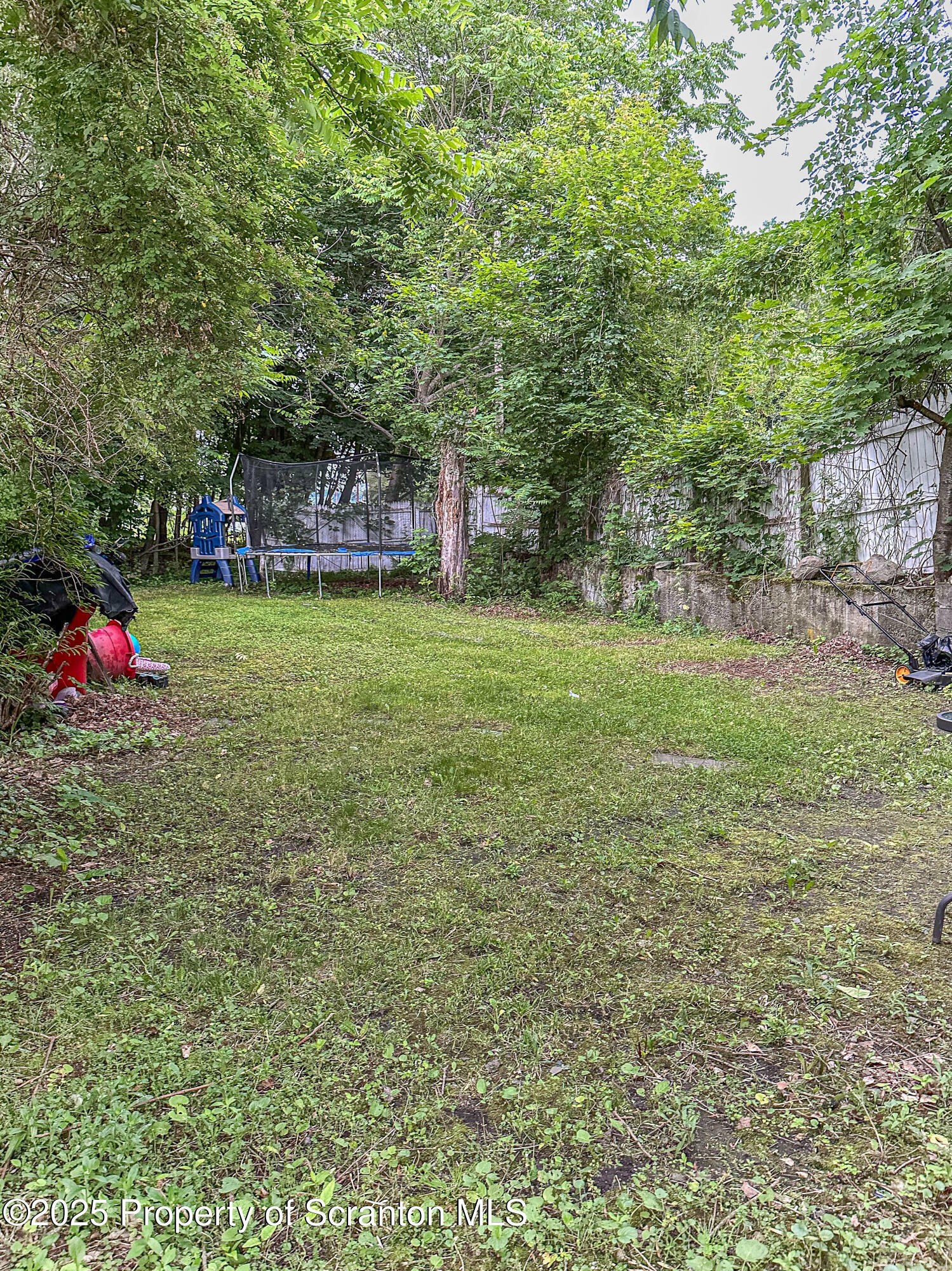 Property Photo: 42 Oak Avenue PA 18407