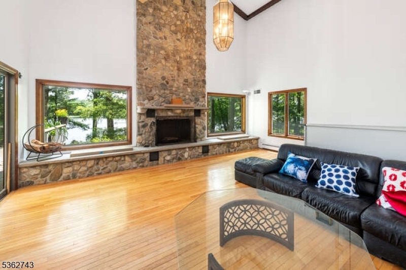 Property Photo: 227 Bearfort Rd NJ 07480