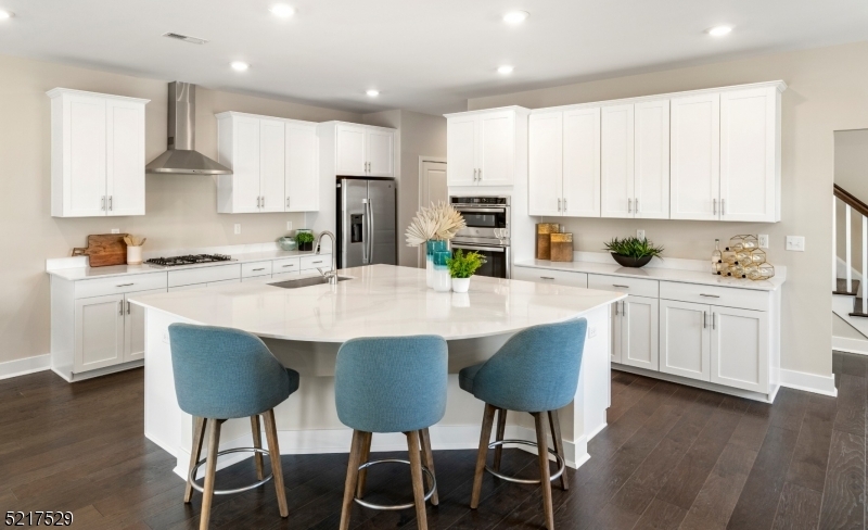 Property Photo: 34 Ventura Dr NJ 07932