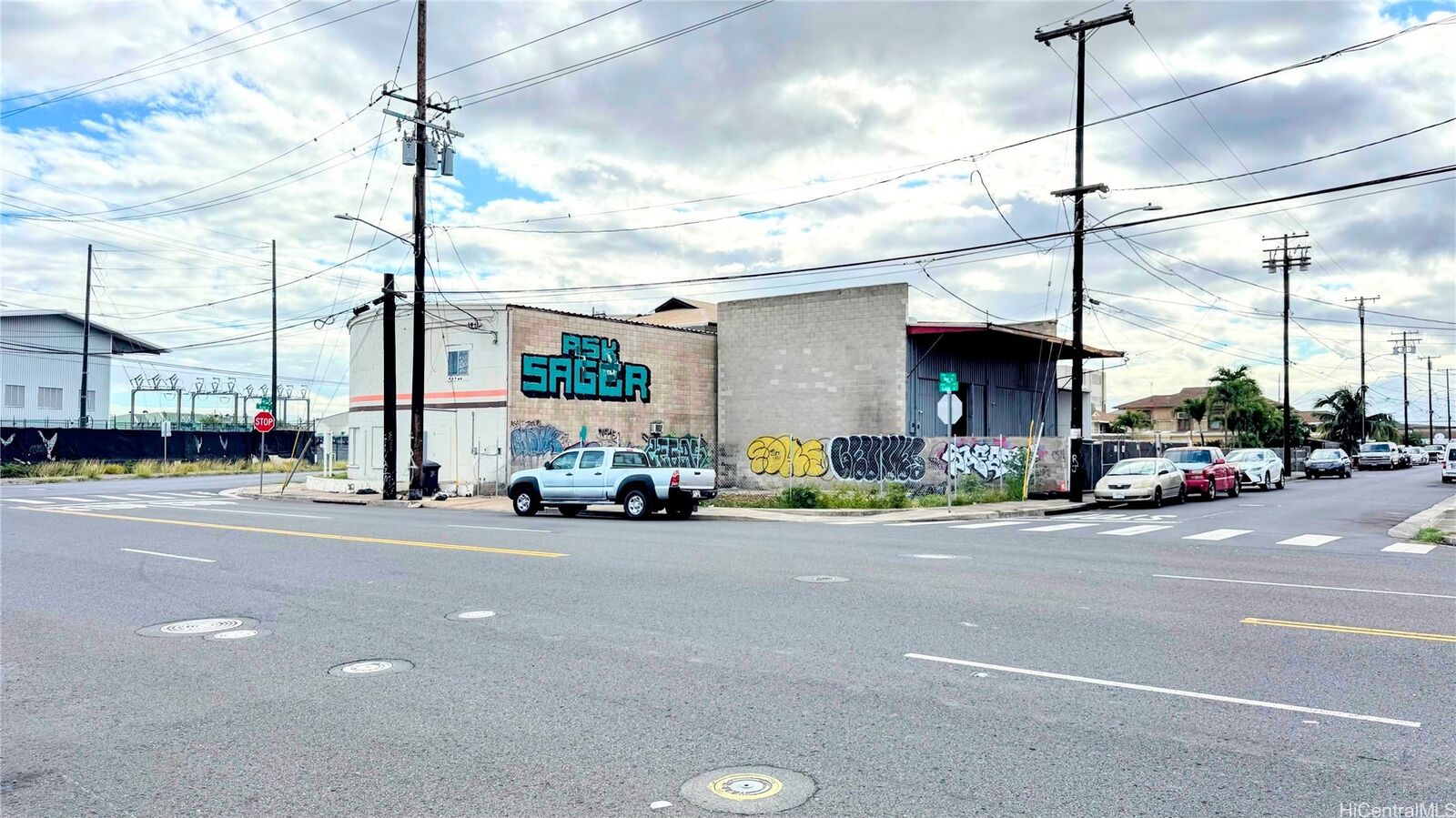 Property Photo: 194 Kalihi Street HI 96819