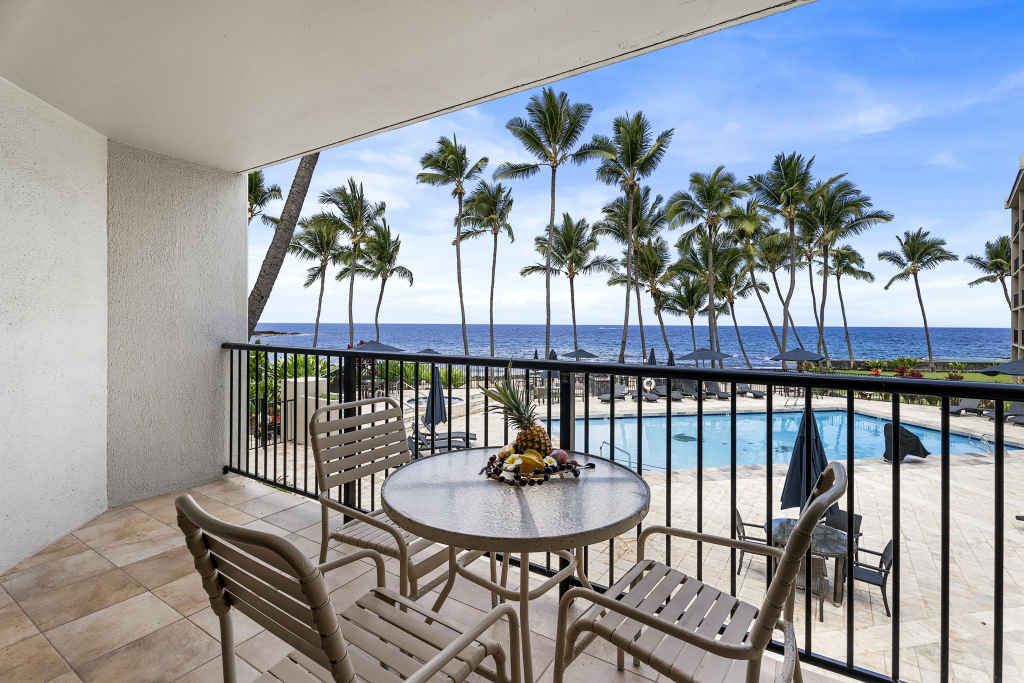 Property Photo:  75-6106 Alii Dr 114  HI 96740 