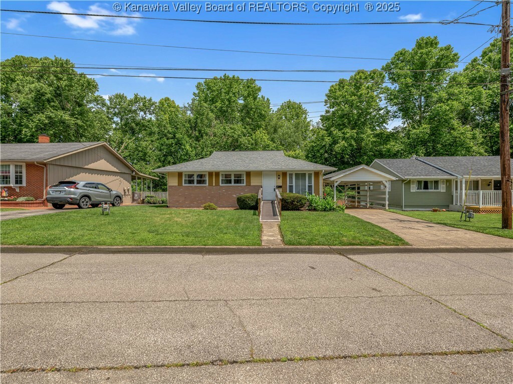 Property Photo: 175 Monterey Drive WV 25177