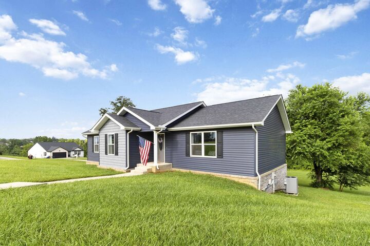 Property Photo: 81 Grand Crossing Court KY 42503