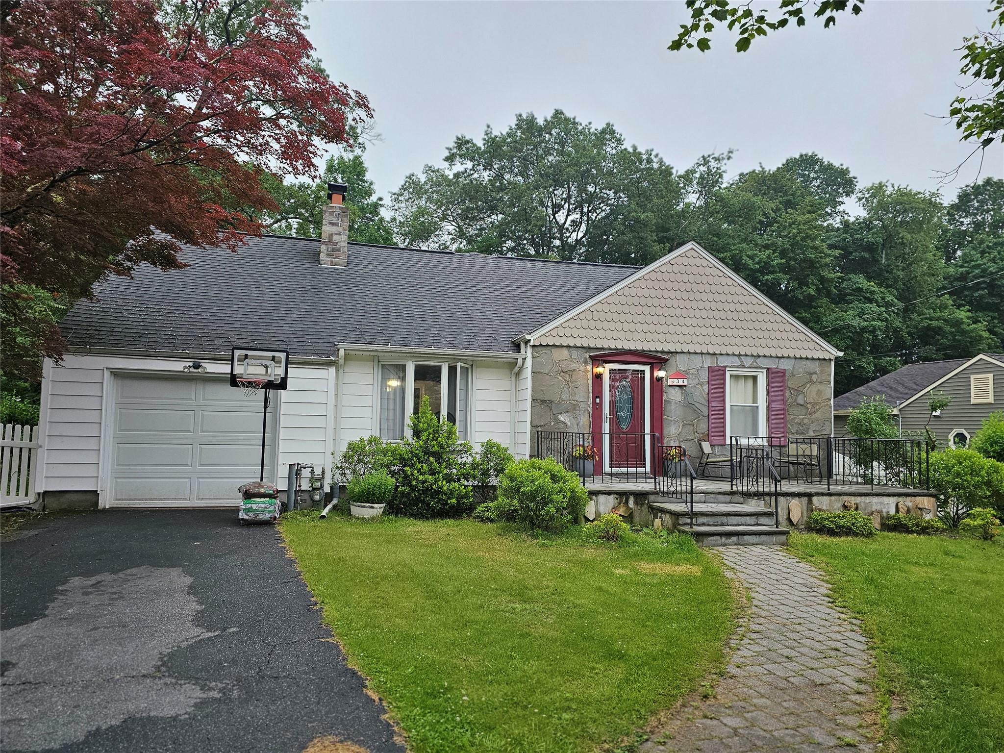34 Round Lake Avenue  Monroe NY 10950 photo