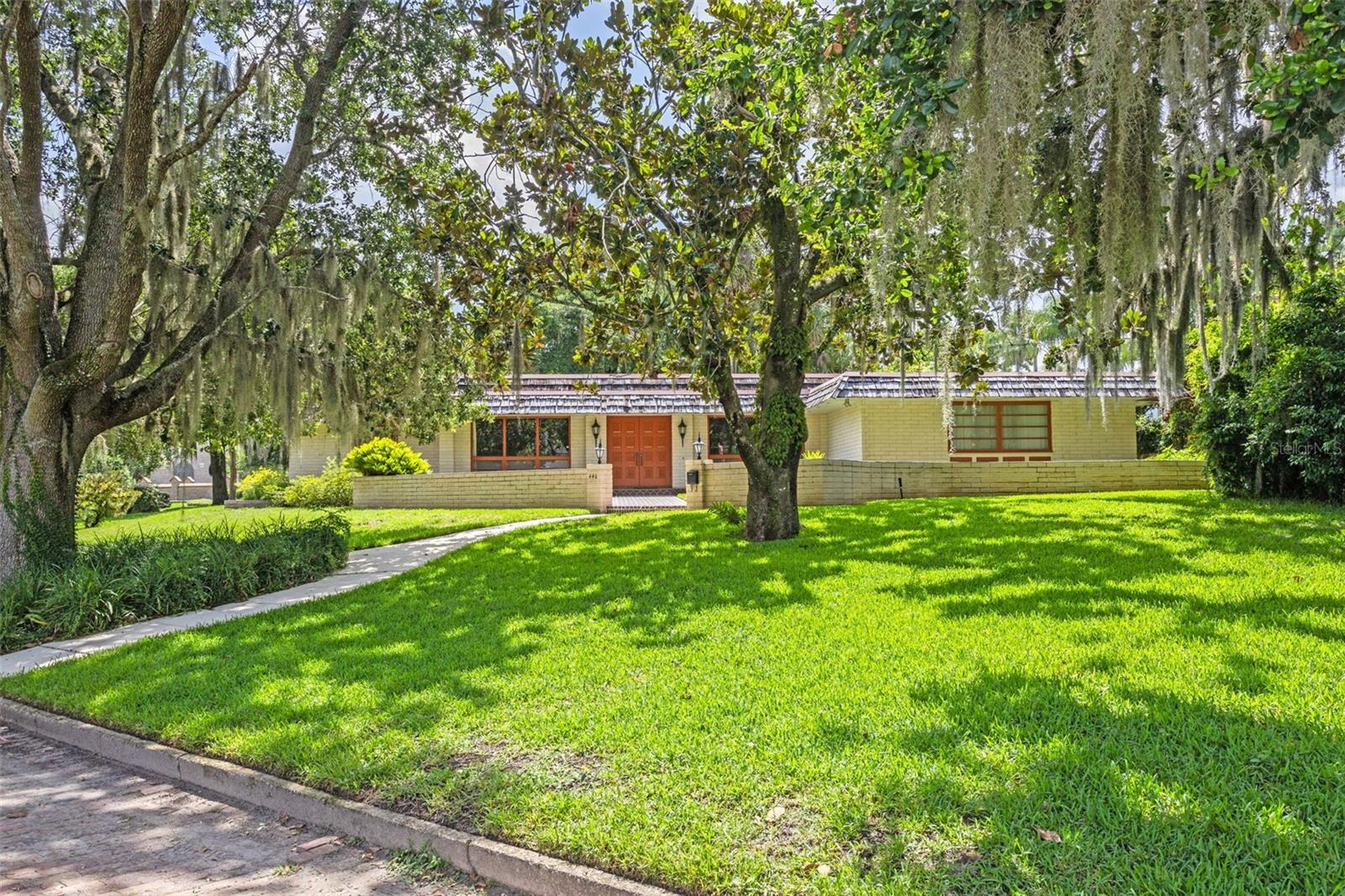 Property Photo: 446 Alberta Drive FL 32789