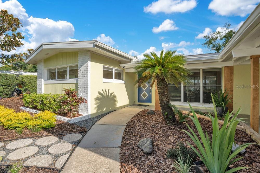 Property Photo: 1926 Natalen Road FL 32792