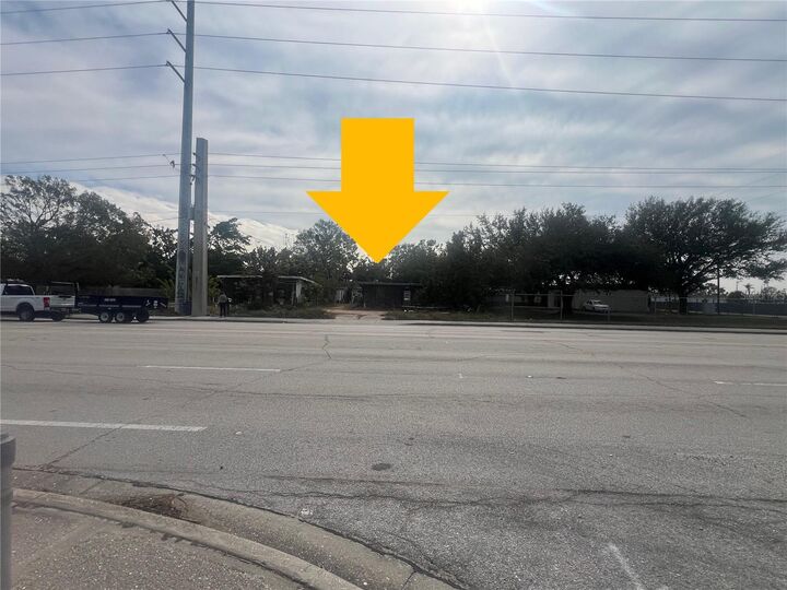 Property Photo: 3010 17th Street FL 34234