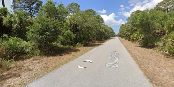 Property Photo:  14221 &Amp 14229 Dunlap Avenue  FL 33953 