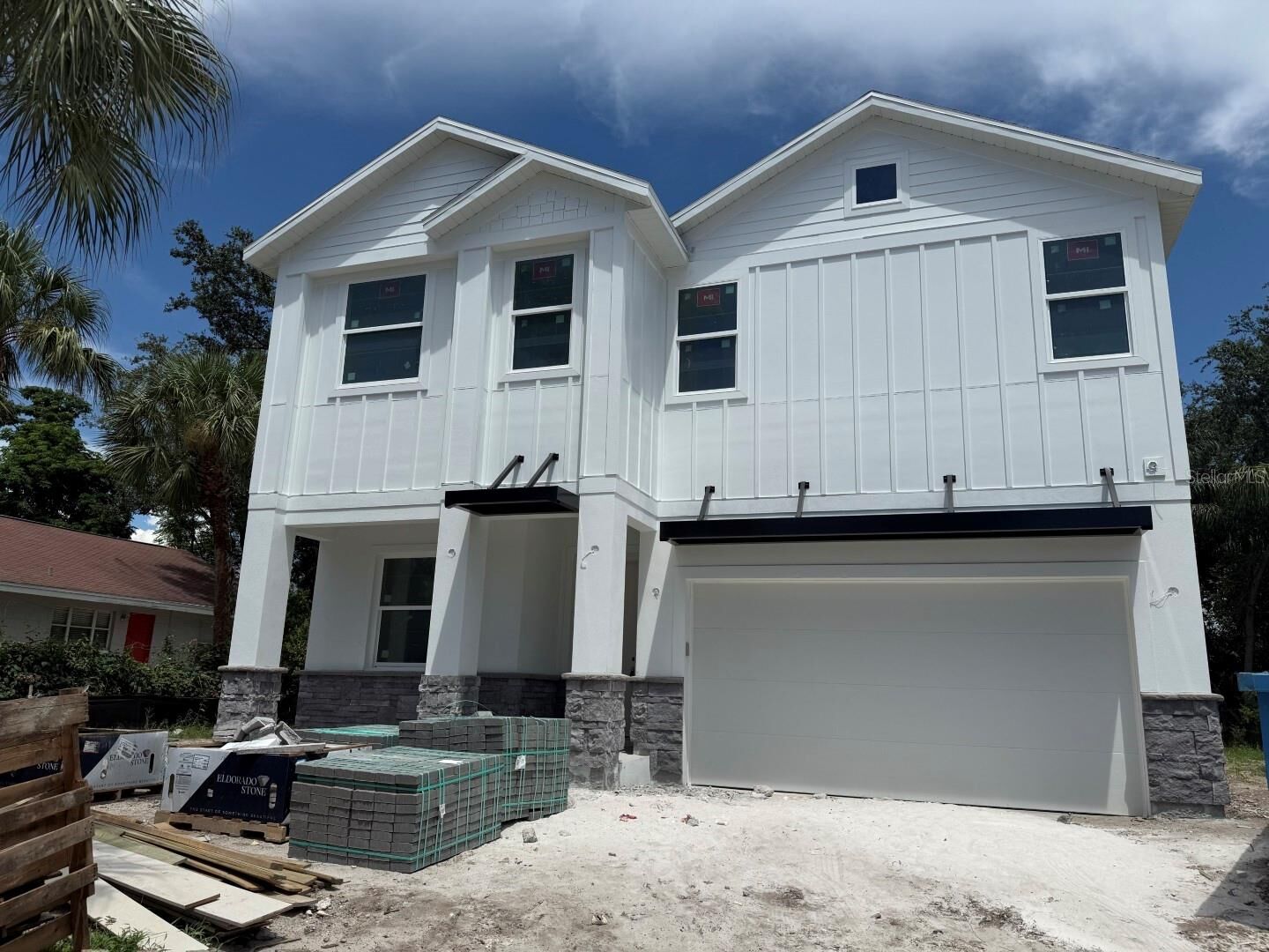 Property Photo:  905 N Willow Avenue  FL 33606 