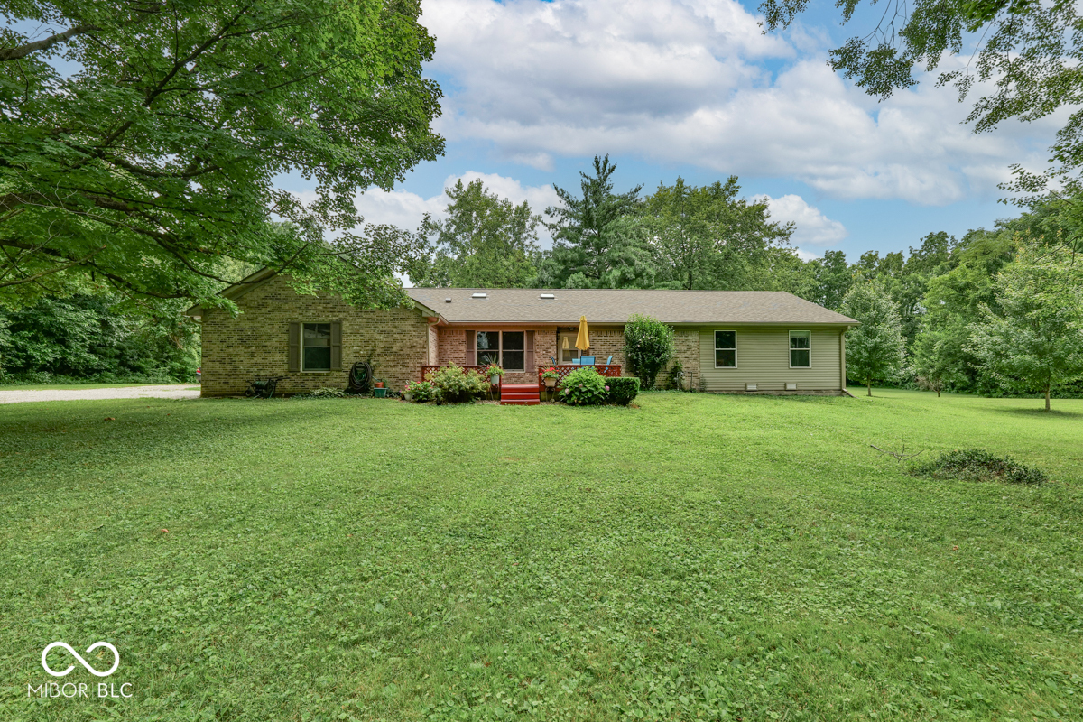 1000 Janet Drive  Greenwood IN 46142 photo