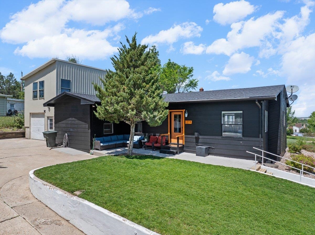 1214 4th Avenue  Belle Fourche SD 57717 photo
