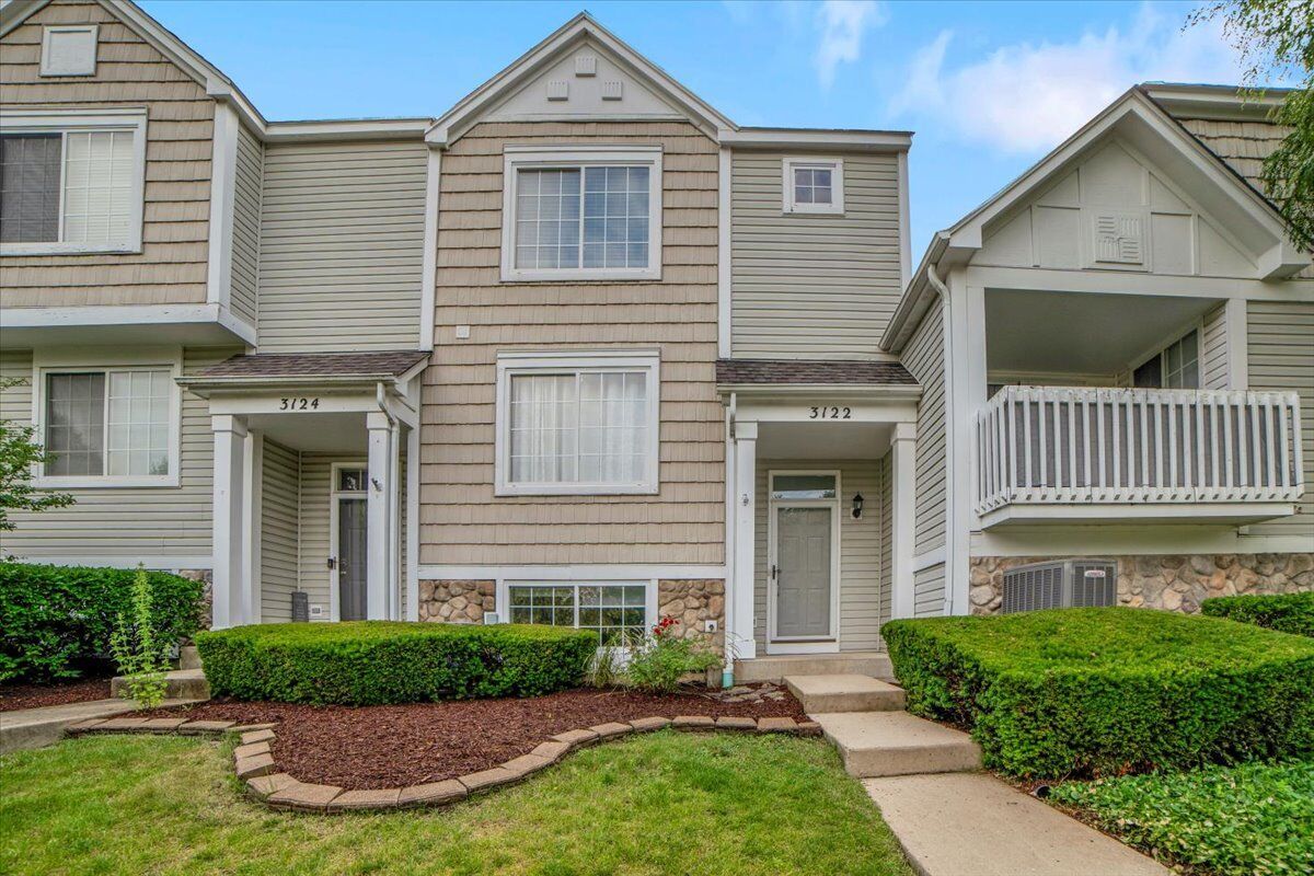 Property Photo: 3122 Cambria Court 3122 IL 60503