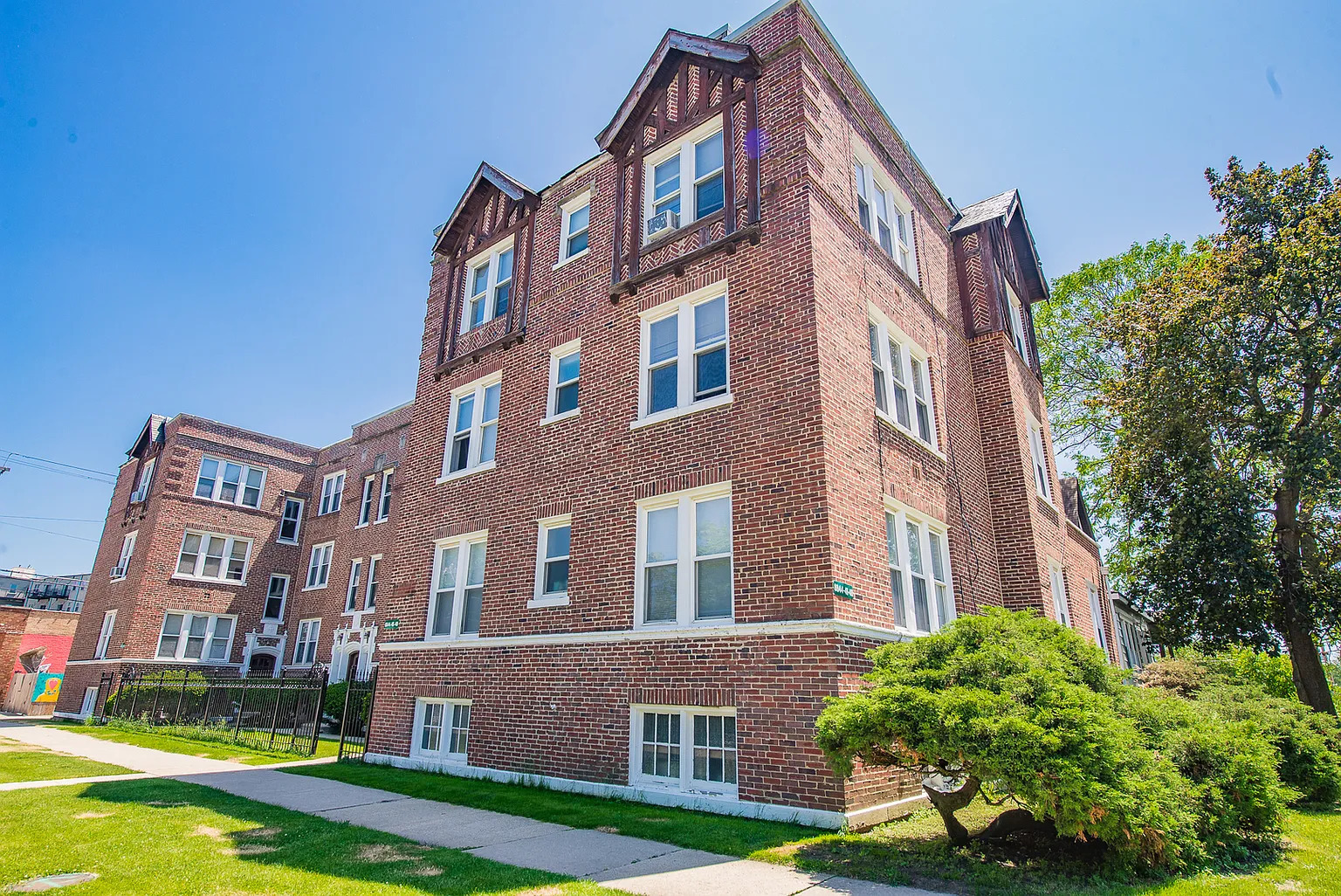 Property Photo: 6848 32nd Street 5 IL 60402