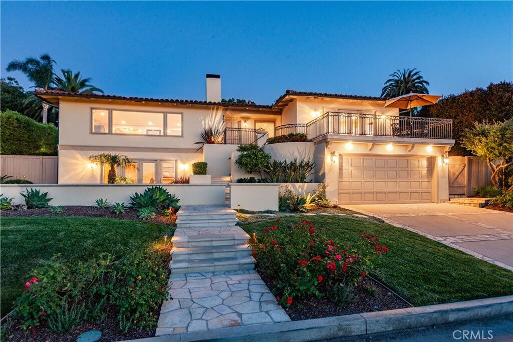 Property Photo:  869 Rincon Lane  CA 90274 