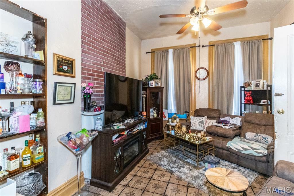 Property Photo: 1412 Bremen Avenue MO 63107