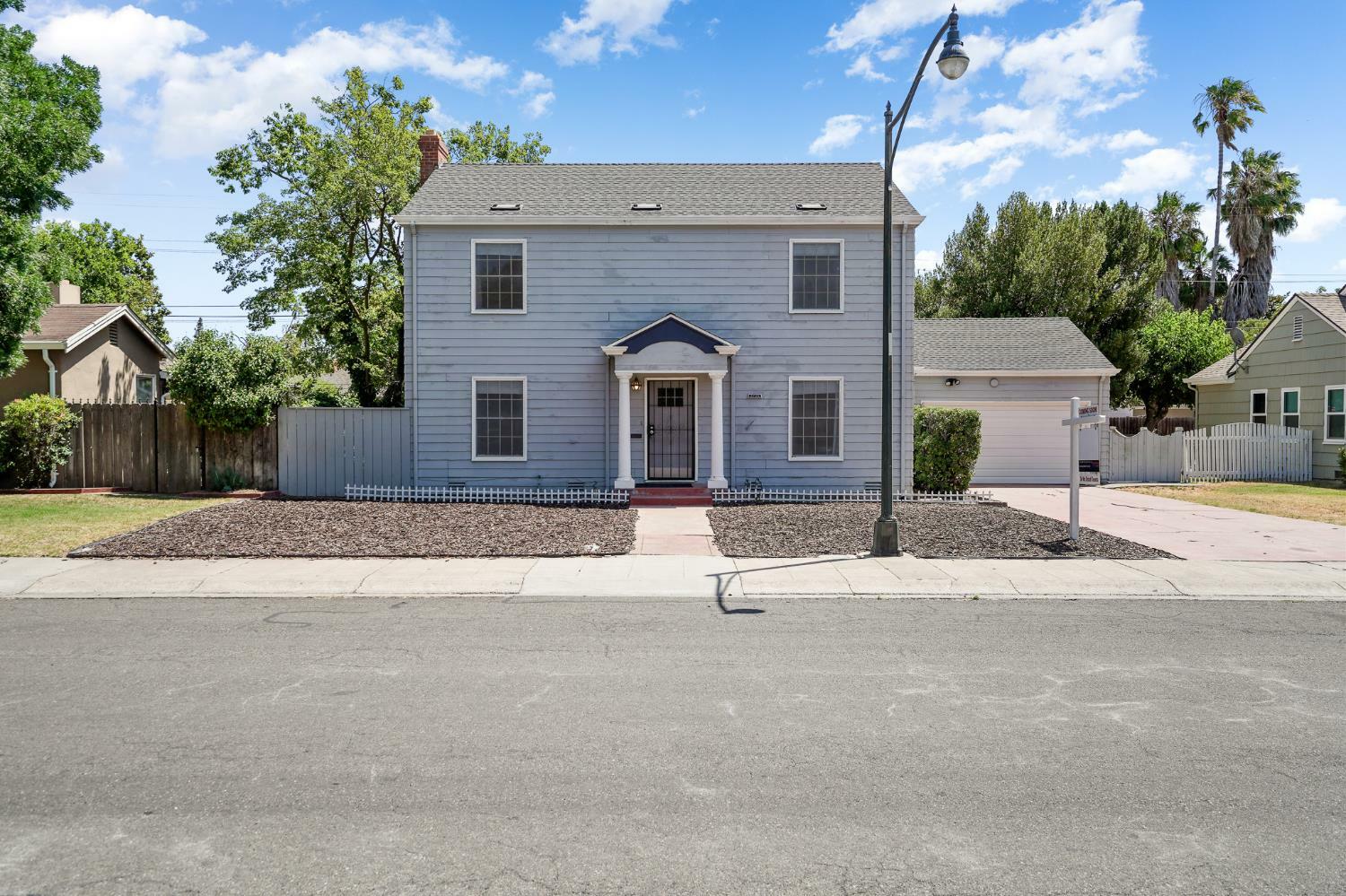 2716 Bonnie Lane  Stockton CA 95204 photo