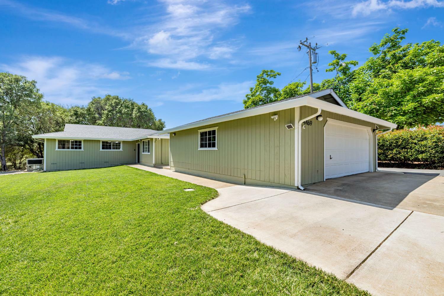 Property Photo: 4469 Benton Way CA 95682