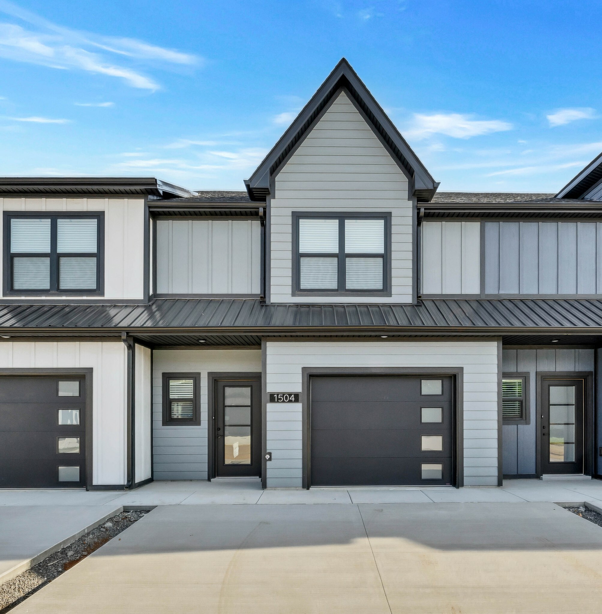 Property Photo: 1504 Jonathan Wade Circle TN 37043