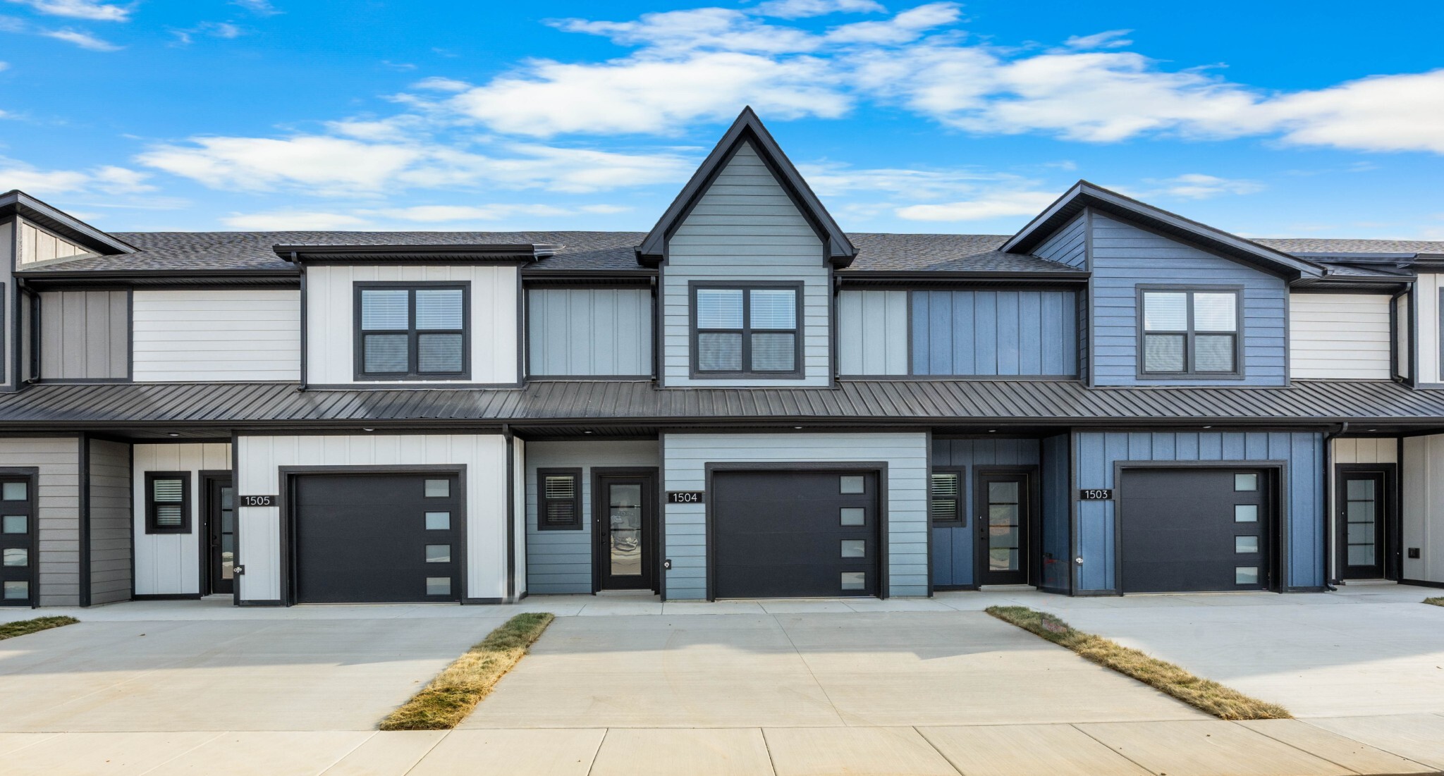 Property Photo:  1504 Jonathan Wade Circle  TN 37043 