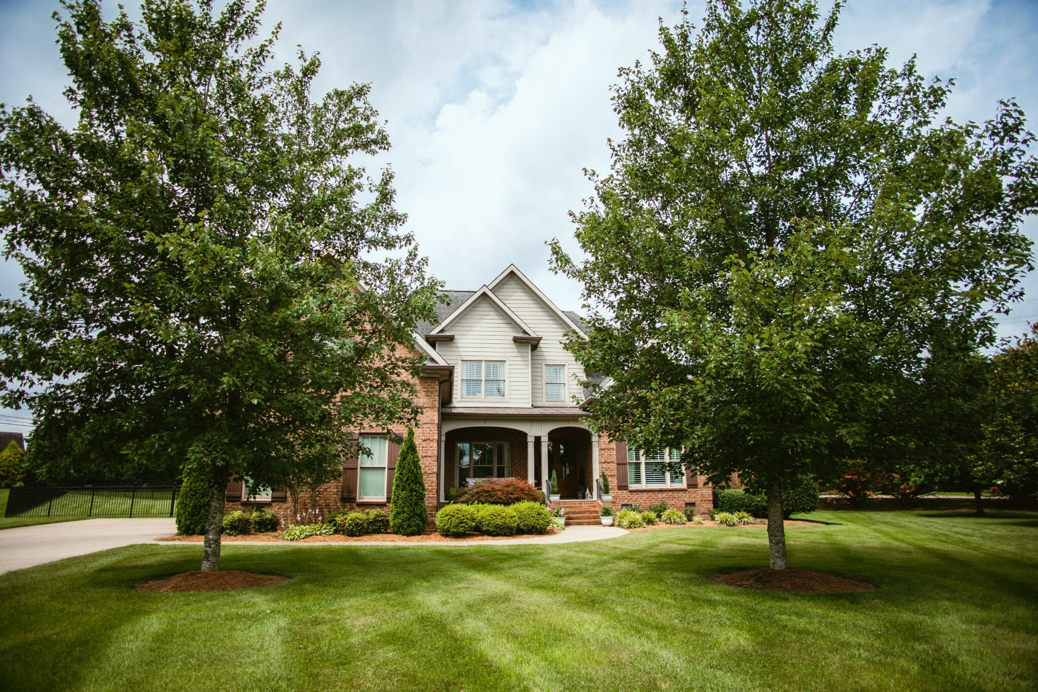 Property Photo: 1017 Rosebud Ct TN 37129