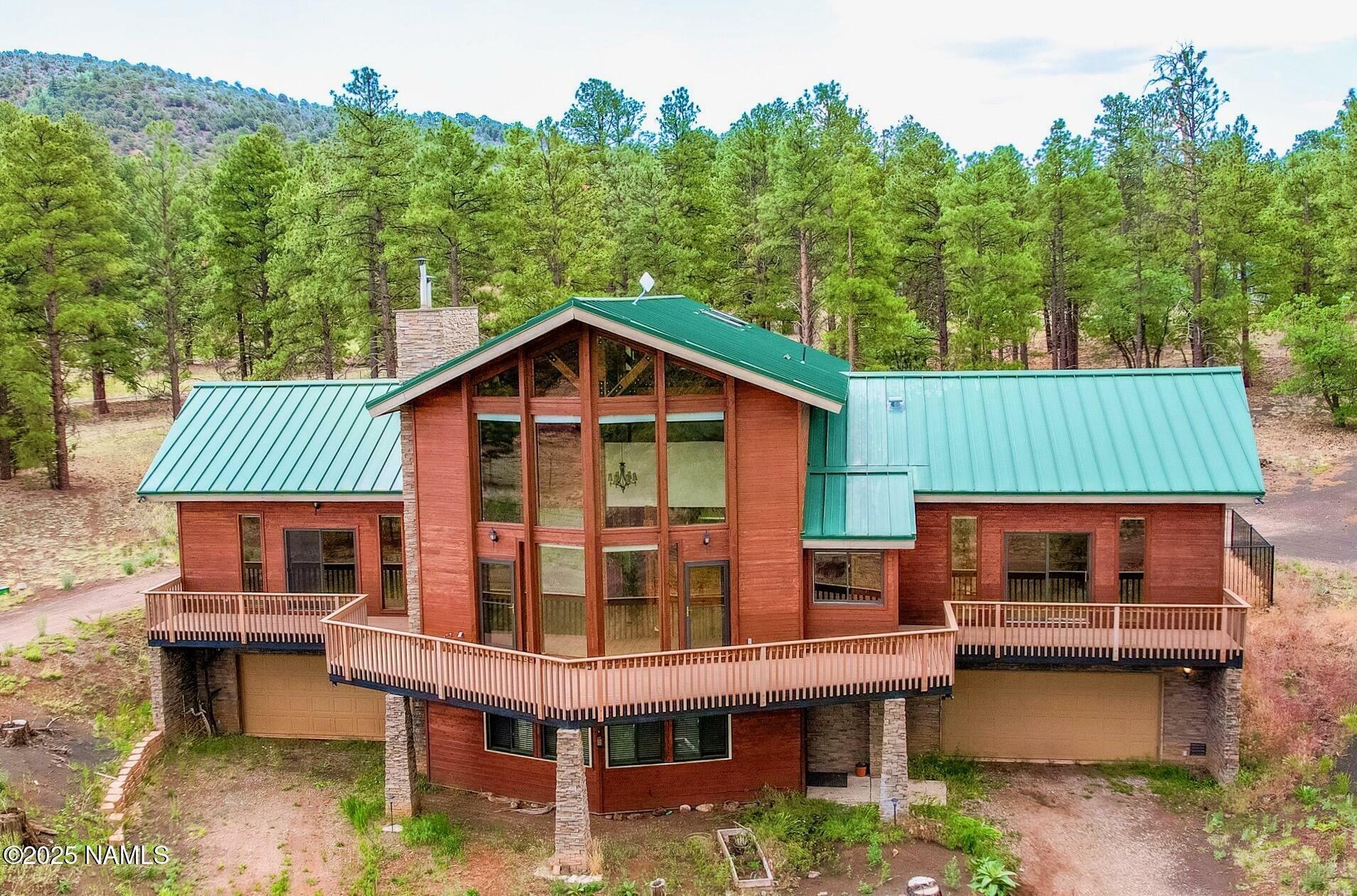 Property Photo: 7175 Whispering Pines Drive AZ 86004