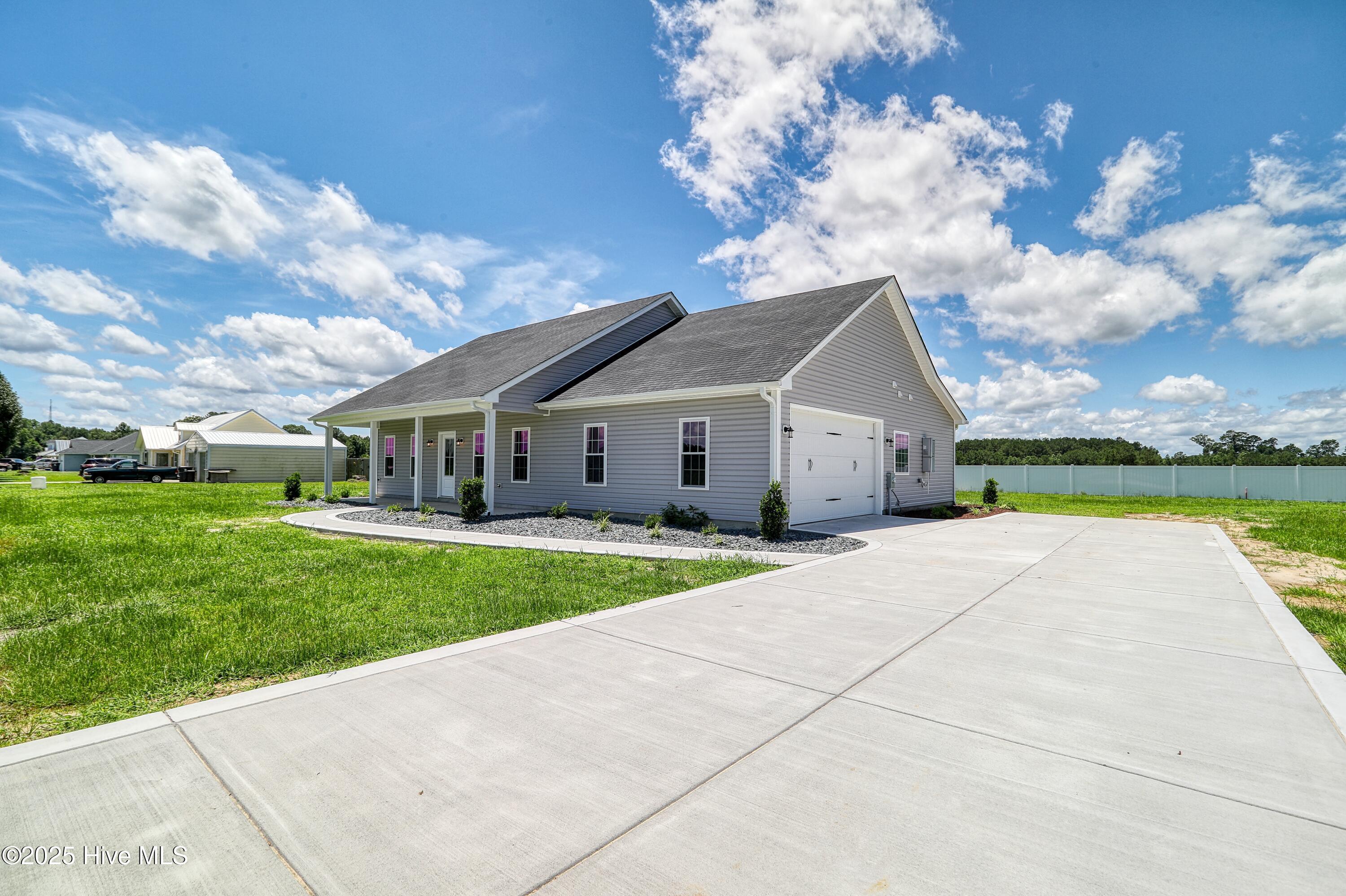 Property Photo: 79 Sterling Acres N NC 28455